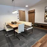 In Near Lifts Apartman Sölden