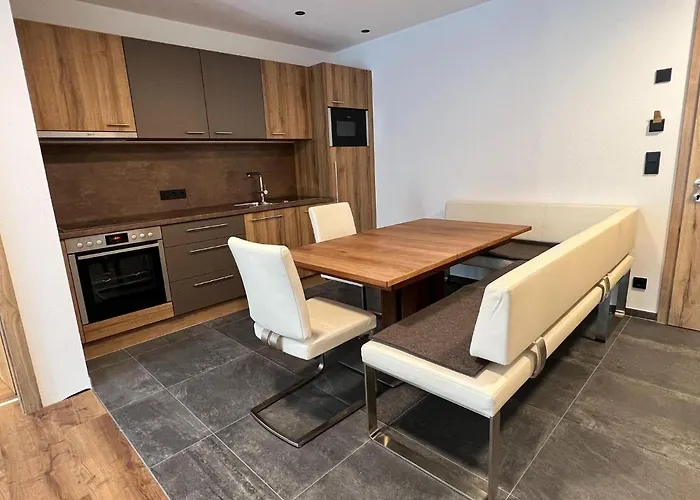 In Near Lifts Lejlighed *