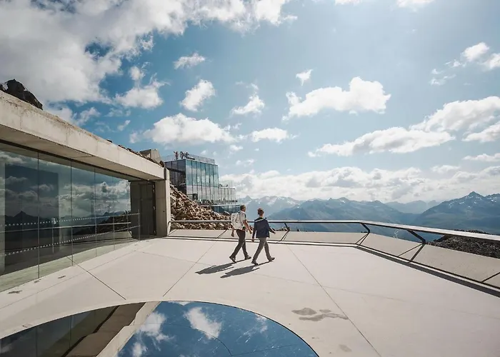 In Near Lifts * Sölden